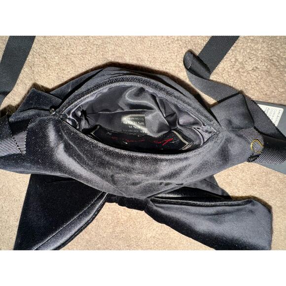 Les Archives Velvet Bow Ribbon Tie Purse Crossbody New Black Cocktail Belt Bag - Picture 7 of 7